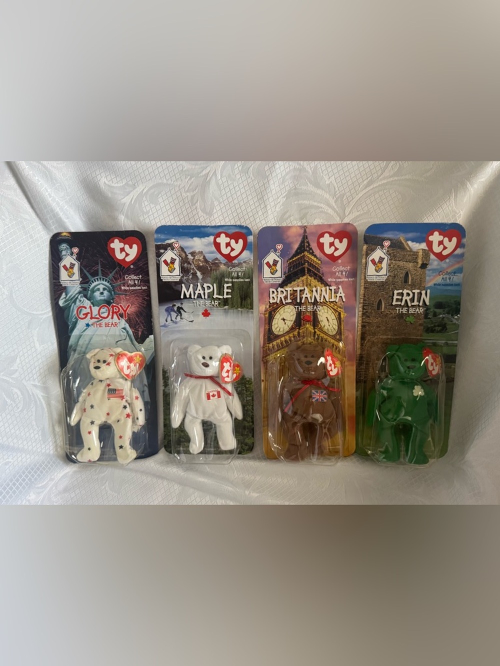 Ty Beanie Babies International Bears Set of 4 – 1998 – Sealed